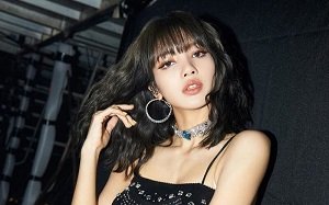 Lisa Black Pink và bạn trai tới thăm nhà nghỉ